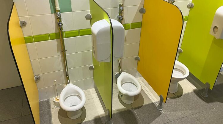 Remplacement des conduites à WC d'une école maternelle